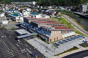 浜田中央図書館 Image 4 of 11